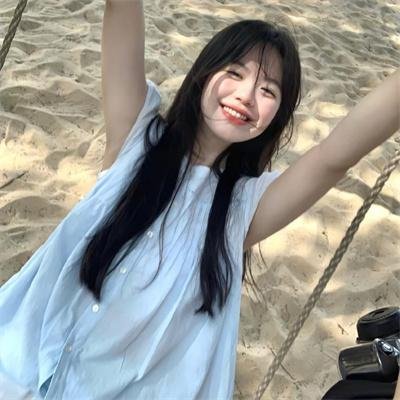 村主任和他的女友